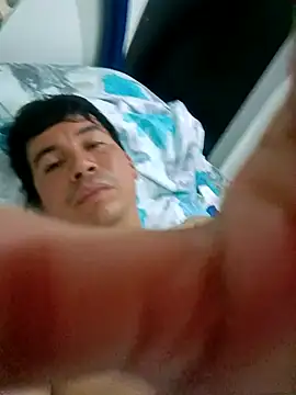 Snapshot of bisexual0007 chatting on December 24, 2024, 12:00 pm bisexual0007 online show from December 24, 2024, 12:00 pm