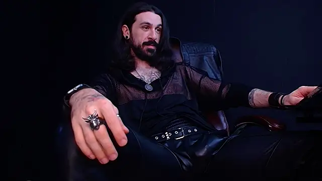 Snapshot of AxelColton chatting on November 8, 2025, 11:47 am AxelColton online show from November 8, 2025, 11:47 am