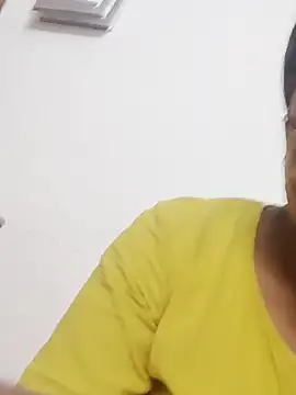 Tamil Sanjana  online show from March 3, 2025, 4:05 pm