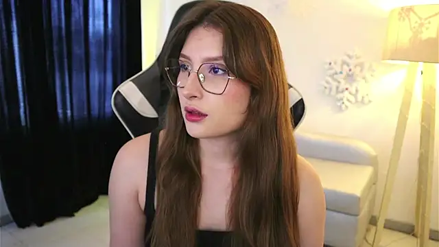 Daisha Riley online show from December 1, 2025, 1:34 pm