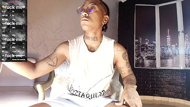 Snapshot of JhonyMiller_ chatting on February 22, 2025, 7:58 pm JhonyMiller online show from February 22, 2025, 7:58 pm
