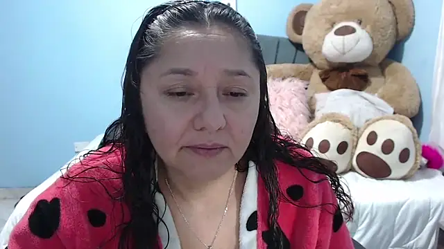 Snapshot of AngelRouss chatting on September 27, 2025, 10:38 pm AngelRouss online show from September 27, 2025, 10:38 pm