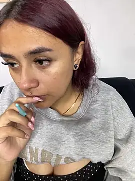 michell boobs  online show from February 17, 2025, 1:22 pm