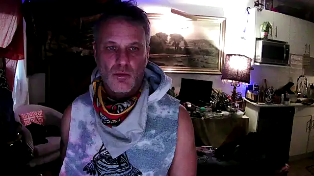 SilverandFox online show from January 21, 2025, 4:27 pm