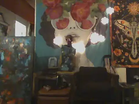 SilverandFox online show from January 8, 2025, 12:58 pm