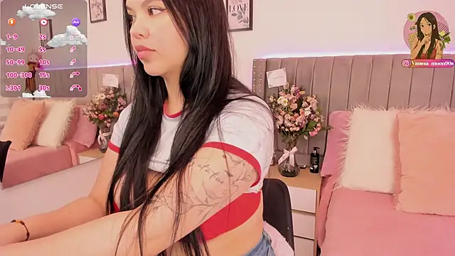 vanesa moon   online show from April 18, 2026, 12:57 am