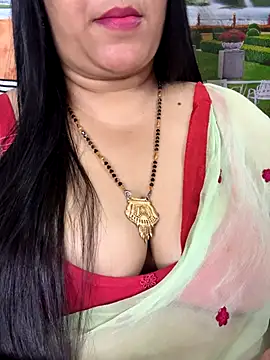 Snapshot of FlatVincy4 chatting on October 30, 2025, 3:31 pm FlatVincy4 online show from October 30, 2025, 3:31 pm