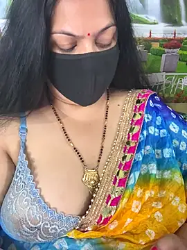 Snapshot of FlatVincy4 chatting on October 17, 2025, 4:16 am FlatVincy4 online show from October 17, 2025, 4:16 am