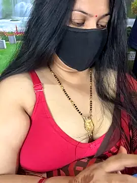 Snapshot of FlatVincy4 chatting on October 14, 2025, 7:53 am FlatVincy4 online show from October 14, 2025, 7:53 am