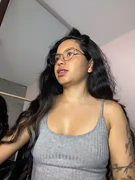 Snapshot of Rosita_forever_ chatting on June 1, 2026, 3:11 pm Rosita forever online show from June 1, 2026, 3:11 pm
