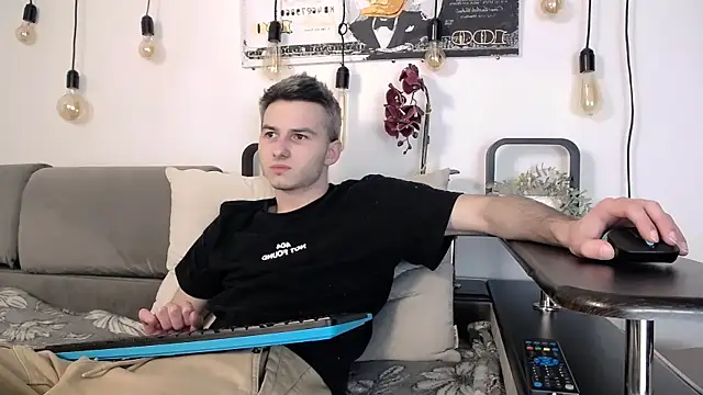 Devin Jay online show from March 19, 2025, 7:40 am