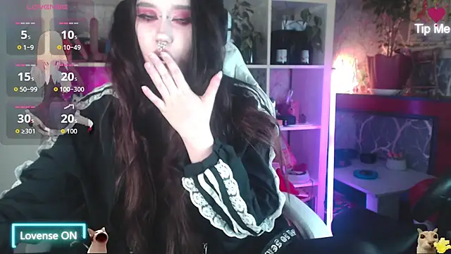 chloe crystall killer online show from July 17, 2026, 1:41 pm