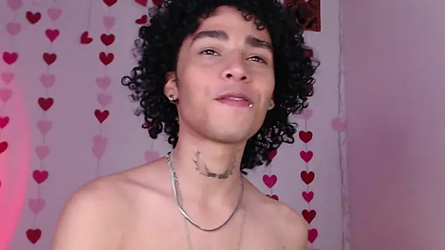 seven7xis online show from February 9, 2025, 9:26 am