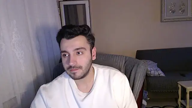 handsomeee04 online show from November 24, 2025, 11:05 pm