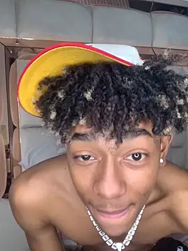 Boy cock18 online show from February 22, 2025, 10:20 pm