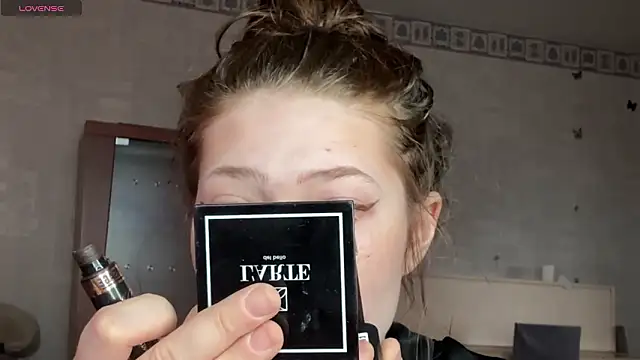 eva varnerr online show from March 5, 2026, 2:35 pm