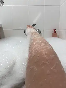 Snapshot of Charlotte_Ros chatting on January 25, 2025, 1:52 pm Charlotte Ros online show from January 25, 2025, 1:52 pm