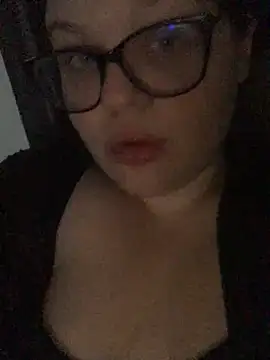 Snapshot of Charlotte_Ros chatting on January 27, 2025, 12:33 am Charlotte Ros online show from January 27, 2025, 12:33 am