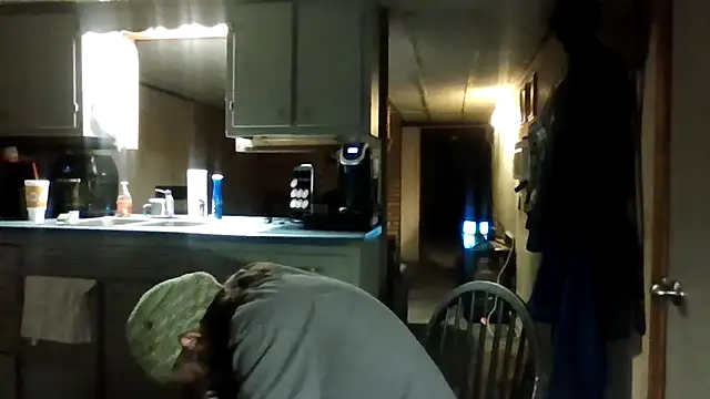 zaneporter46 online show from October 22, 2025, 8:03 am