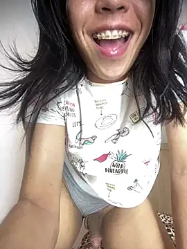 fox naughty violet online show from January 1, 2025, 8:24 am