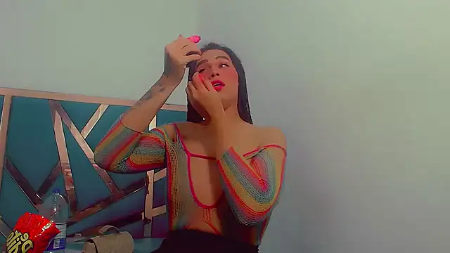 Snapshot of fox_naughty_violet chatting on November 3, 2025, 8:12 pm fox naughty violet online show from November 3, 2025, 8:12 pm