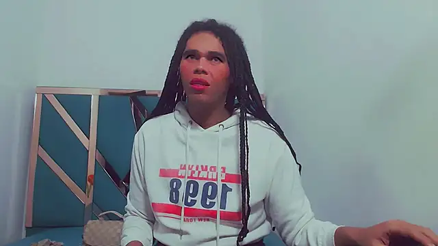 Snapshot of fox_naughty_violet chatting on November 27, 2025, 7:36 pm fox naughty violet online show from November 27, 2025, 7:36 pm