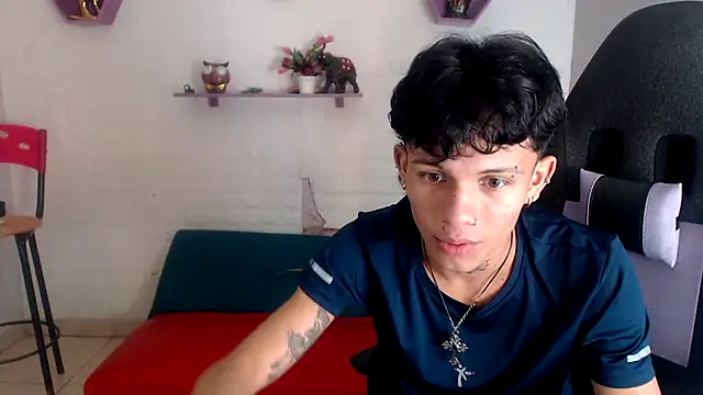 andy dan18 online show from November 9, 2025, 3:16 pm