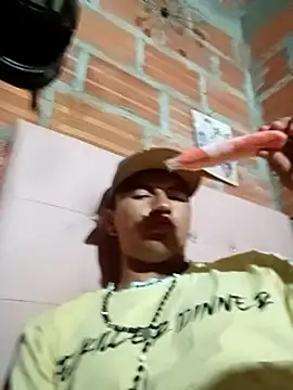 restrepo99 online show from December 24, 2024, 5:49 am