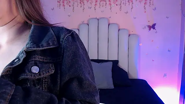 Sweetlu gh online show from November 15, 2025, 7:29 pm