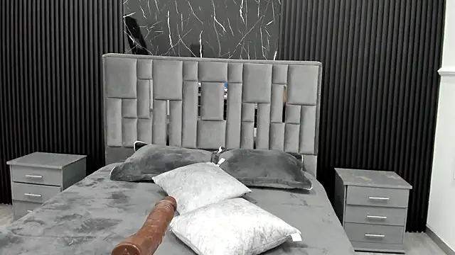 LolaAngellx online show from November 8, 2025, 7:50 pm