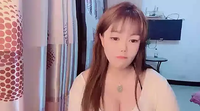 Snapshot of 77-q chatting on January 4, 2025, 6:51 pm 77-q online show from January 4, 2025, 6:51 pm