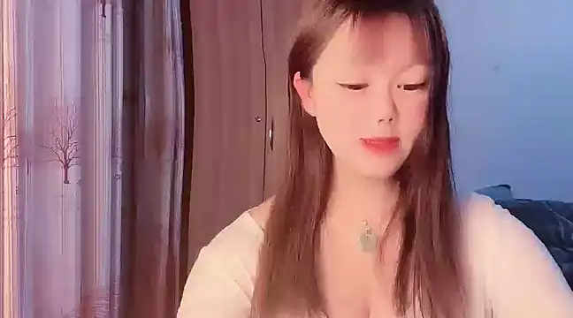 Snapshot of 77-q chatting on December 25, 2024, 1:30 pm 77-q online show from December 25, 2024, 1:30 pm