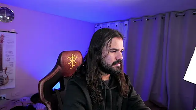 Snapshot of _aragorn__ chatting on December 4, 2025, 7:51 am aragorn online show from December 4, 2025, 7:51 am