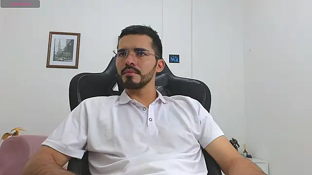 Massimoo 07 online show from October 9, 2025, 7:03 pm