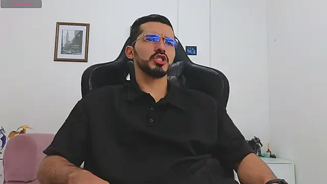 Massimoo 07 online show from October 11, 2025, 1:34 pm