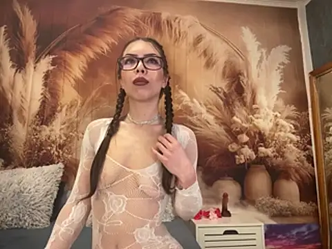 EmaLowe online show from March 2, 2026, 6:03 am