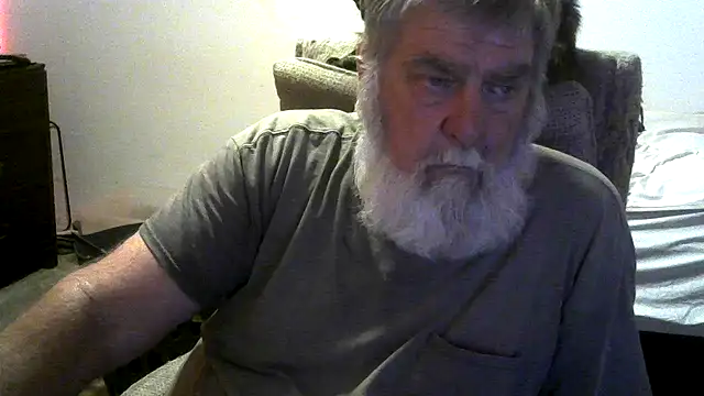 Snapshot of viejo_oso chatting on May 17, 2026, 7:19 am viejo oso online show from May 17, 2026, 7:19 am