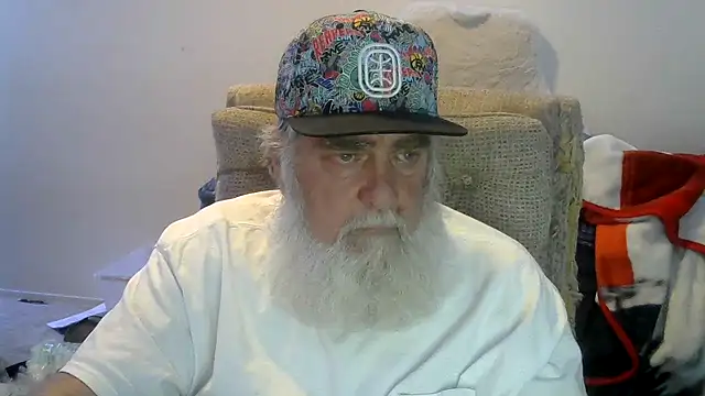 Snapshot of viejo_oso chatting on July 12, 2026, 5:08 am viejo oso online show from July 12, 2026, 5:08 am