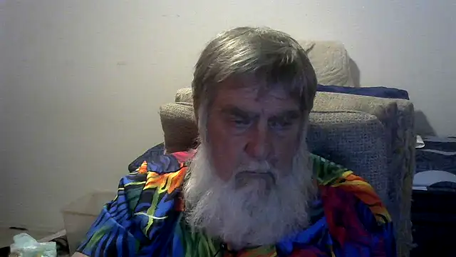 Snapshot of viejo_oso chatting on July 8, 2026, 4:24 am viejo oso online show from July 8, 2026, 4:24 am