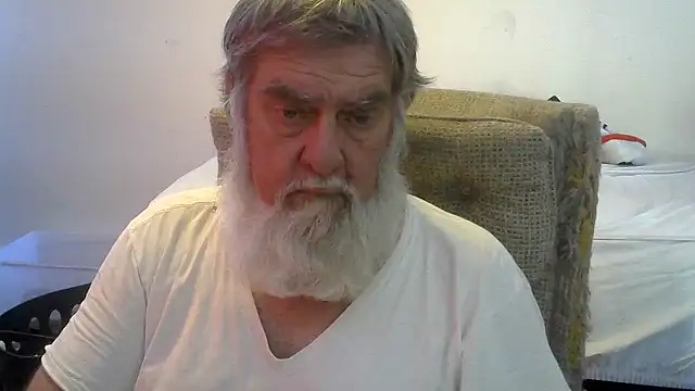 Snapshot of viejo_oso chatting on July 1, 2026, 3:56 pm viejo oso online show from July 1, 2026, 3:56 pm