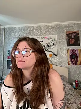 Sabrina shells online show from October 8, 2025, 10:17 am