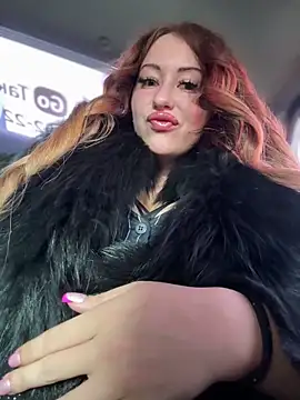 AndreaMood online show from October 21, 2025, 2:55 am