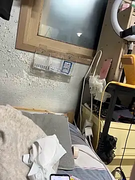 kimgilra online show from December 23, 2024, 5:43 pm