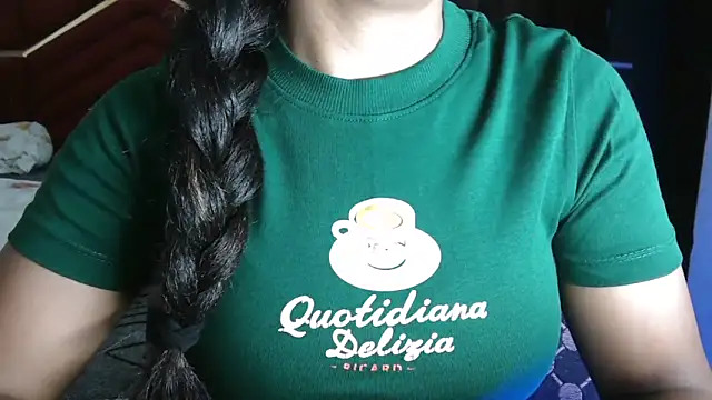 Somiya87 online show from April 18, 2026, 9:37 pm