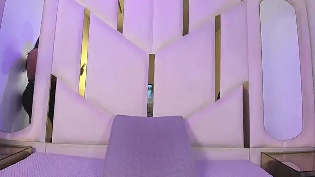 Snapshot of IsabellRodriguez18 chatting on March 27, 2026, 3:26 am IsabellRodriguez18 online show from March 27, 2026, 3:26 am