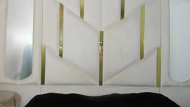 IsabellRodriguez18 online show from June 11, 2026, 3:25 am