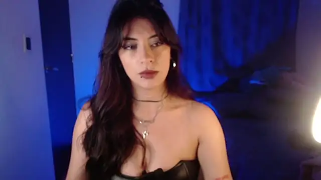 nala-saphir online show from December 5, 2025, 5:17 am