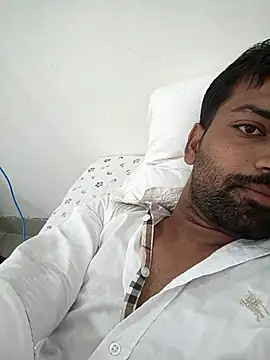 Snapshot of playboyz77 chatting on September 28, 2025, 4:19 am playboyz77 online show from September 28, 2025, 4:19 am