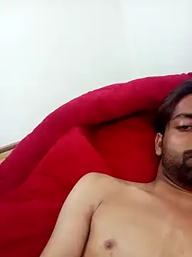 Snapshot of playboyz77 chatting on March 7, 2025, 5:29 am playboyz77 online show from March 7, 2025, 5:29 am