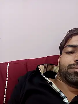 Snapshot of playboyz77 chatting on January 10, 2025, 7:04 am playboyz77 online show from January 10, 2025, 7:04 am